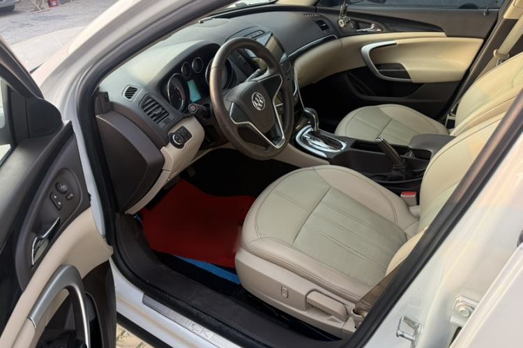 Used Buick Regal 2015 2.0L Leading Fashion Edition Interior 5
