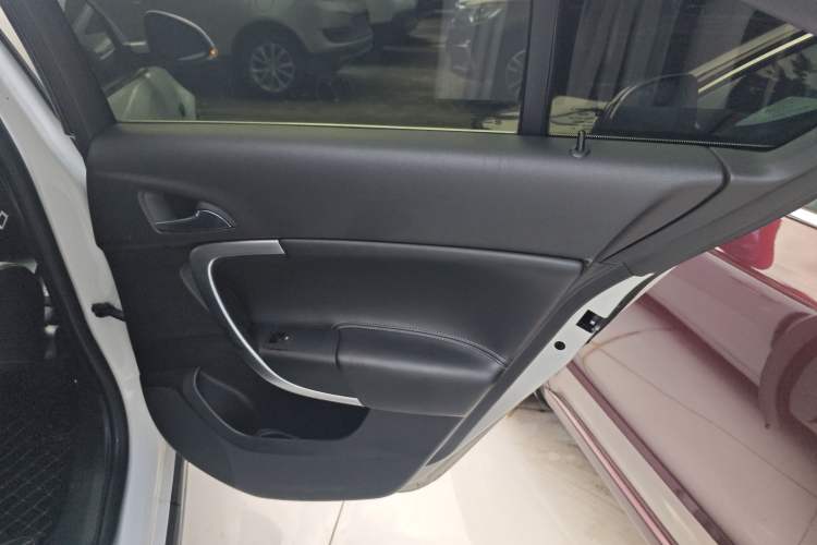 Used Buick Regal 2015 1.6T Leading Technology Model Interior 6