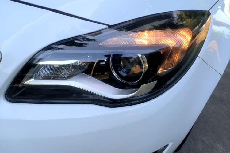 Used Buick Regal 2015 1.6T Leading Technology Model Left Front Headlight