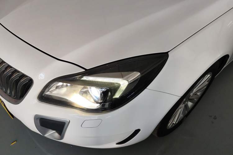 Used Buick Regal 2015 GS 2.0T Grand Sport Edition Left Front Headlight