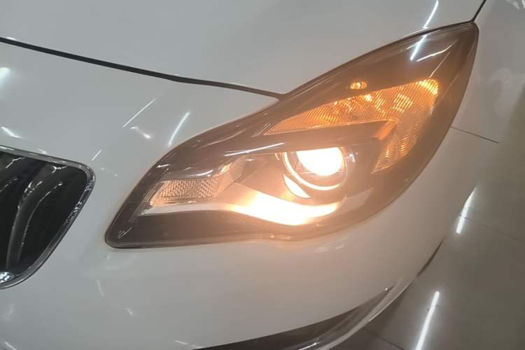Used Buick Regal 2015 2.0L Leading Fashion Edition Left Front Headlight