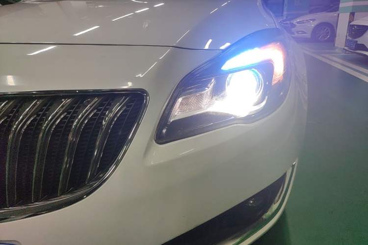 Used Buick Regal 2015 1.6T Elite Tech Model Left Front Headlight