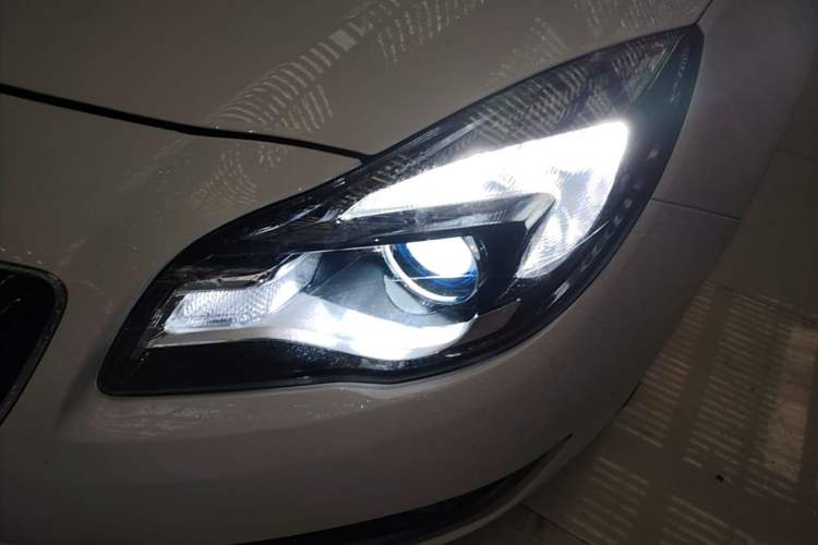 Used Buick Regal 2015 1.6T Leading Technology Model Left Front Headlight