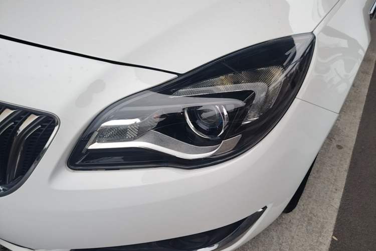 Used Buick Regal 2015 1.6T Leading Technology Model Left Front Headlight