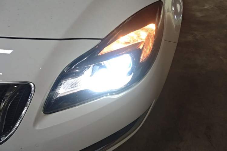 Used Buick Regal 2015 1.6T Leading Technology Model Left Front Headlight