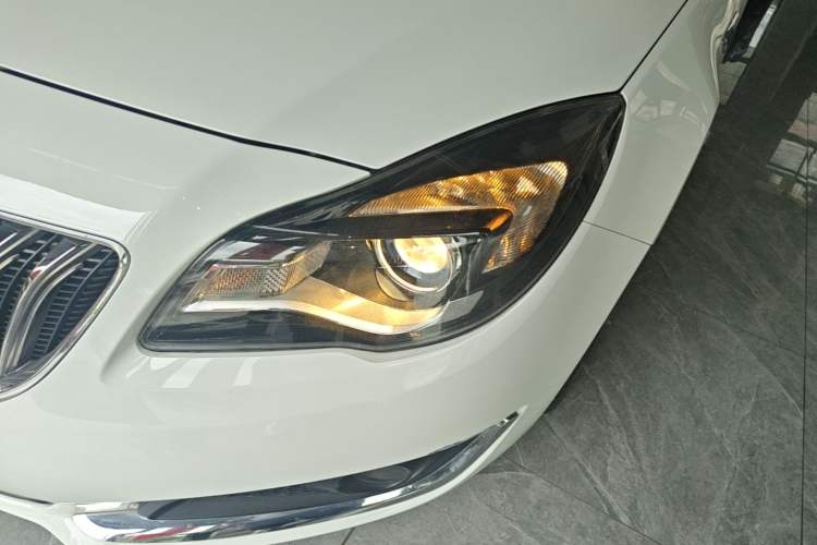 Used Buick Regal 2015 1.6T Elite Tech Model Left Front Headlight