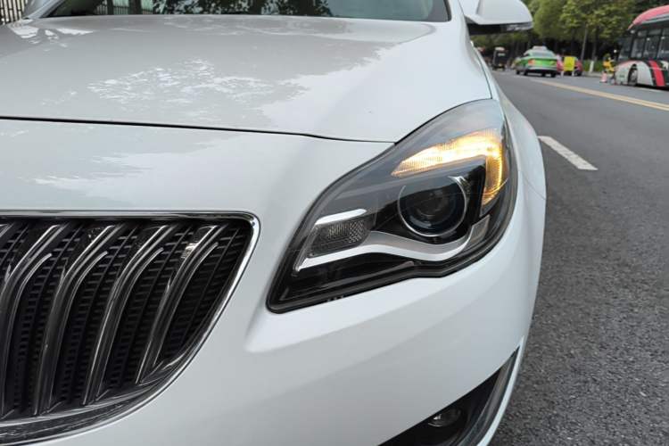 Used Buick Regal 2015 2.0L Leading Fashion Edition Left Front Headlight