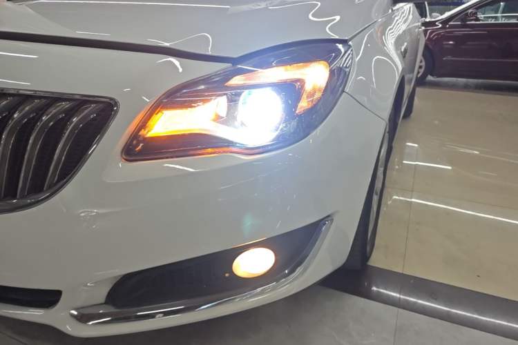Used Buick Regal 2015 1.6T Elite Tech Model Left Front Headlight