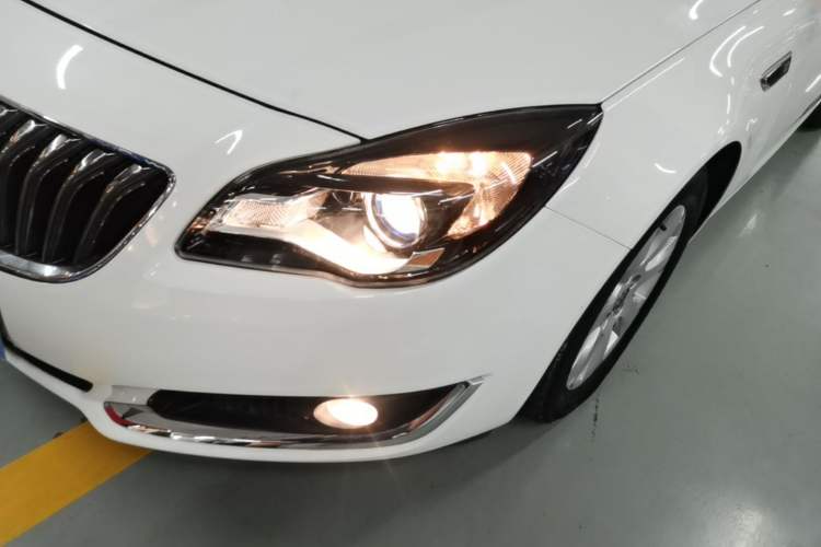 Used Buick Regal 2015 1.6T Elite Tech Model Left Front Headlight