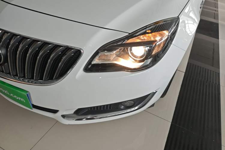 Used Buick Regal 2015 2.0L Elite Fashion Edition Left Front Headlight
