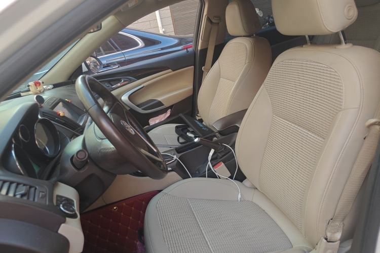 Used Buick Regal 2015 2.0L Leading Fashion Edition Left Front Seat