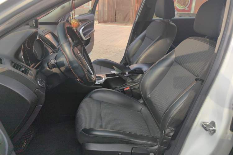 Used Buick Regal 2015 1.6T Leading Technology Model Left Front Seat