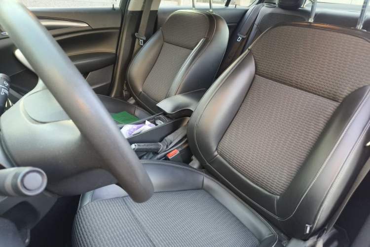 Used Buick Regal 2015 1.6T Leading Technology Model Left Front Seat