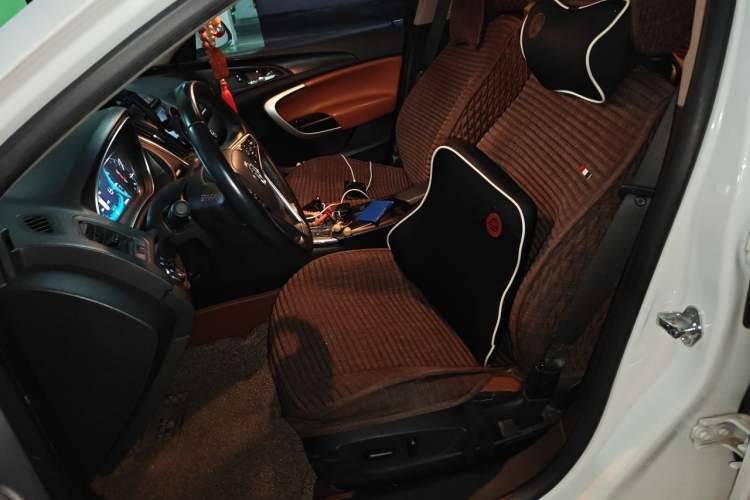 Used Buick Regal 2015 1.6T Elite Tech Model Left Front Seat