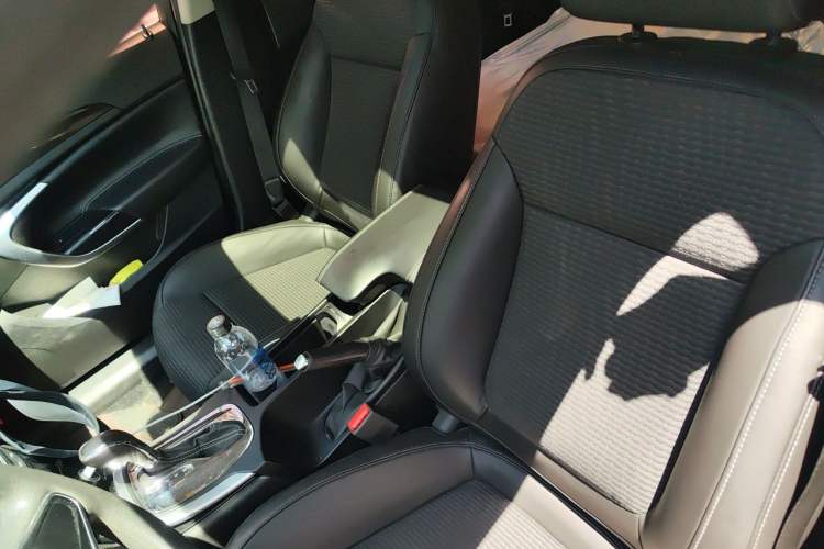Used Buick Regal 2015 1.6T Leading Technology Model Left Front Seat