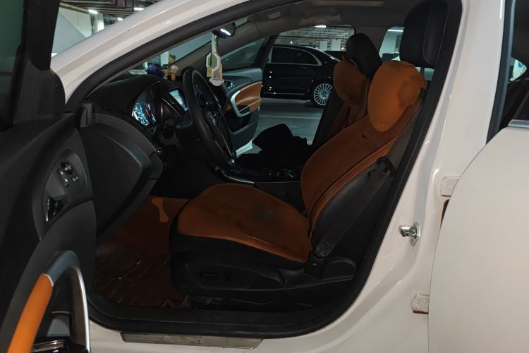 Used Buick Regal 2015 1.6T Elite Tech Model Left Front Seat