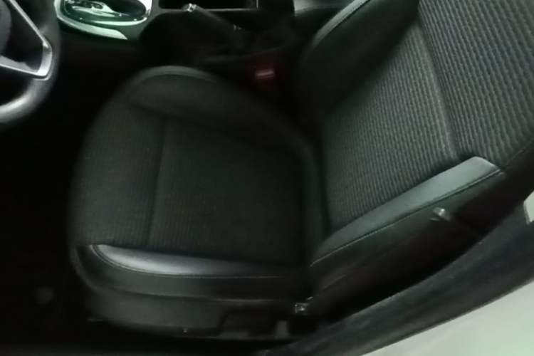 Used Buick Regal 2015 1.6T Leading Technology Model Left Front Seat