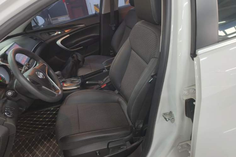 Used Buick Regal 2015 1.6T Leading Technology Model Left Front Seat