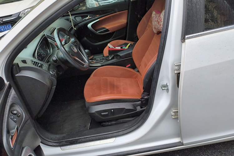 Used Buick Regal 2015 1.6T Elite Tech Model Left Front Seat