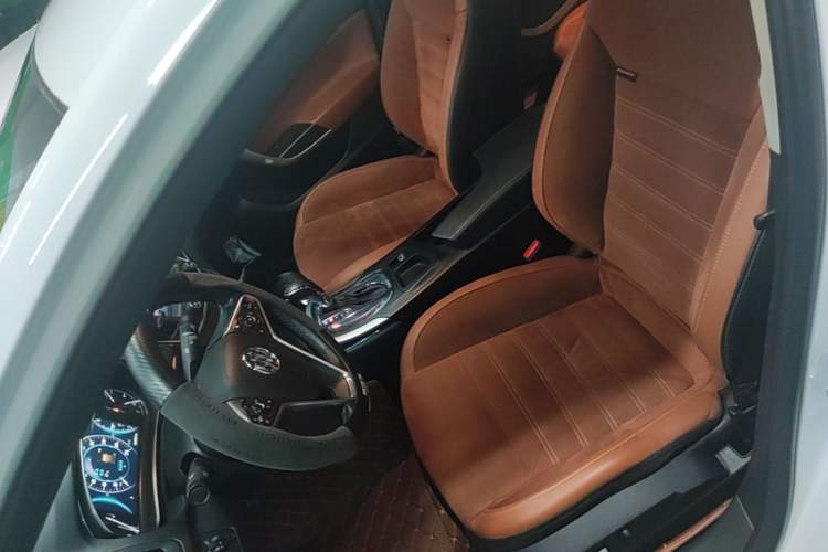 Used Buick Regal 2015 1.6T Elite Tech Model Left Front Seat