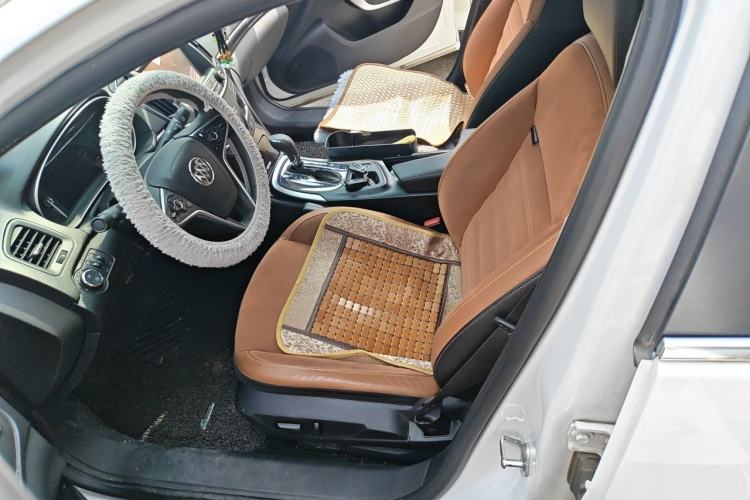 Used Buick Regal 2015 1.6T Elite Tech Model Left Front Seat