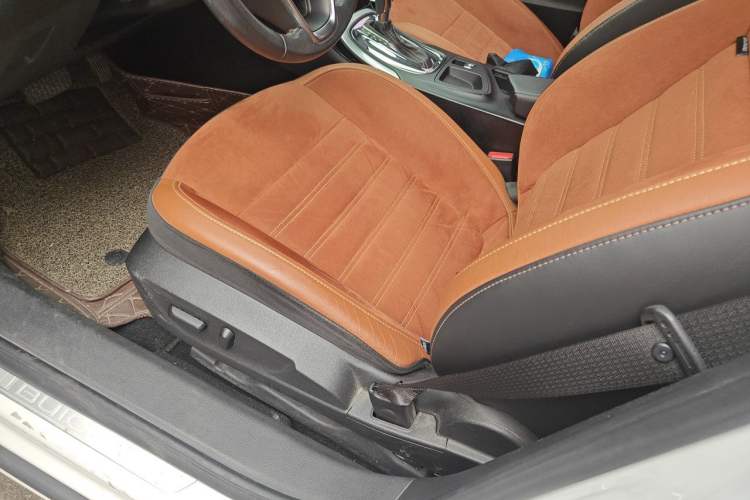 Used Buick Regal 2015 1.6T Elite Tech Model Left Front Seat