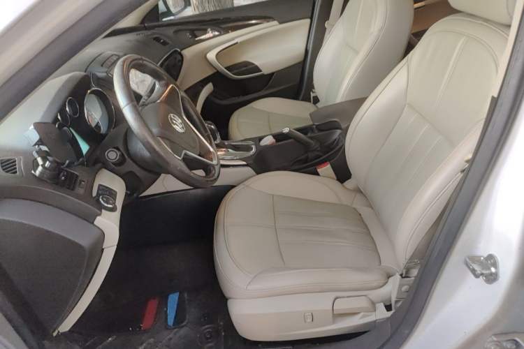 Used Buick Regal 2015 2.0L Leading Fashion Edition Left Front Seat