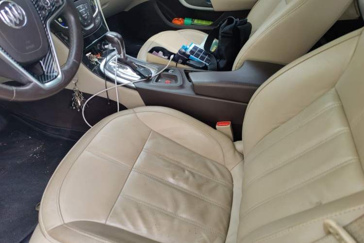 Used Buick Regal 2015 2.0L Elite Fashion Edition Left Front Seat