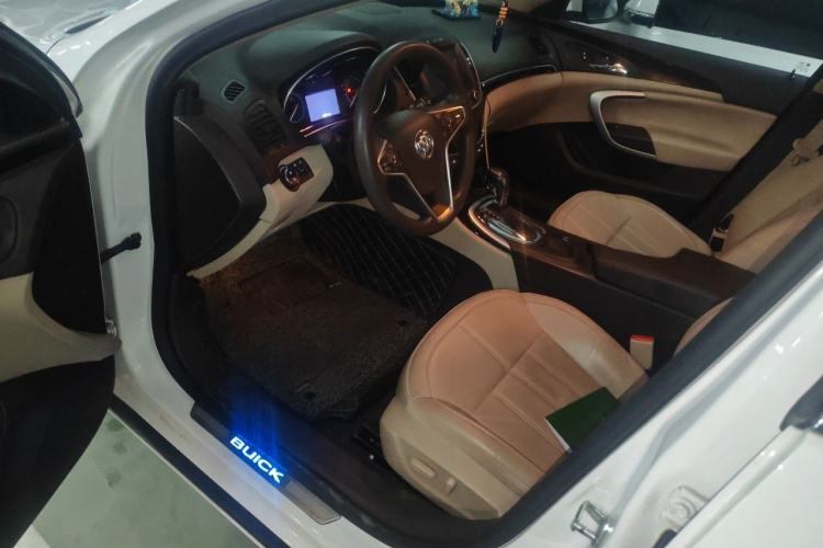 Used Buick Regal 2015 2.0L Elite Fashion Edition Left Front Seat