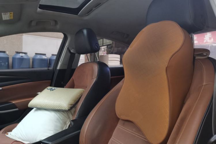 Used Buick Regal 2015 1.6T Elite Tech Model Left Front Seat