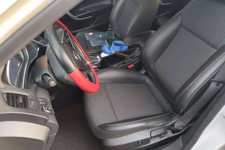 Used Buick Regal 2015 1.6T Leading Technology Model Left Front Seat
