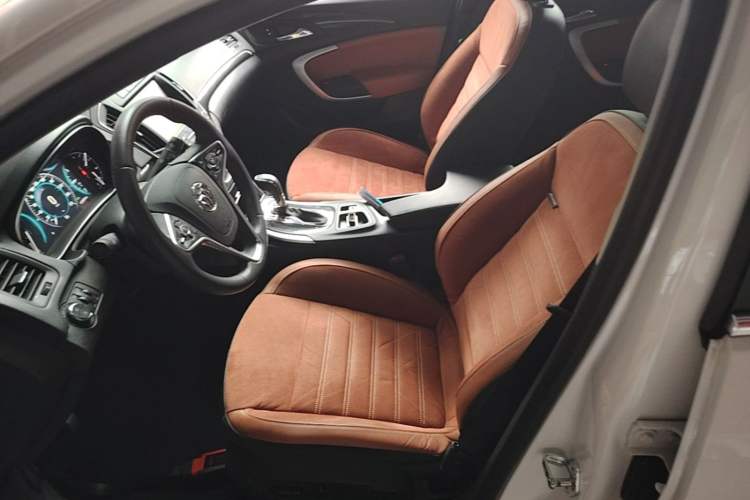 Used Buick Regal 2015 1.6T Elite Tech Model Left Front Seat