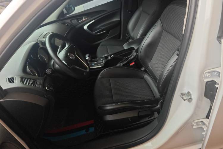 Used Buick Regal 2015 1.6T Leading Technology Model Left Front Seat