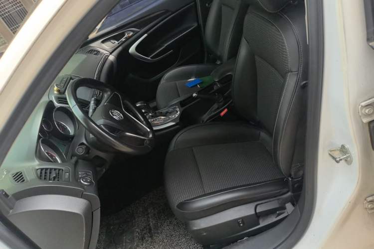 Used Buick Regal 2015 1.6T Leading Technology Model Left Front Seat