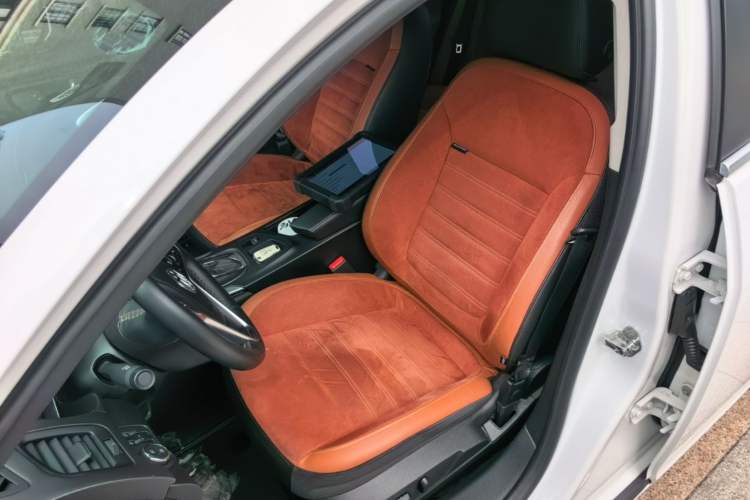 Used Buick Regal 2015 1.6T Elite Tech Model Left Front Seat