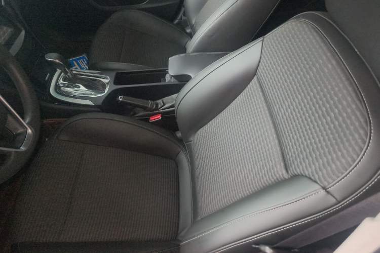 Used Buick Regal 2015 1.6T Leading Technology Model Left Front Seat