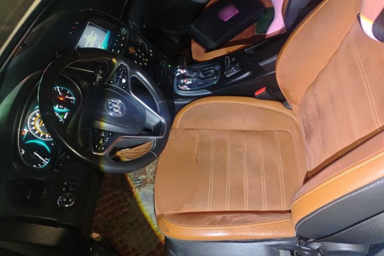 Used Buick Regal 2015 1.6T Elite Tech Model Left Front Seat