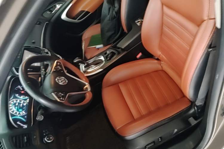 Used Buick Regal 2015 1.6T Elite Tech Model Left Front Seat