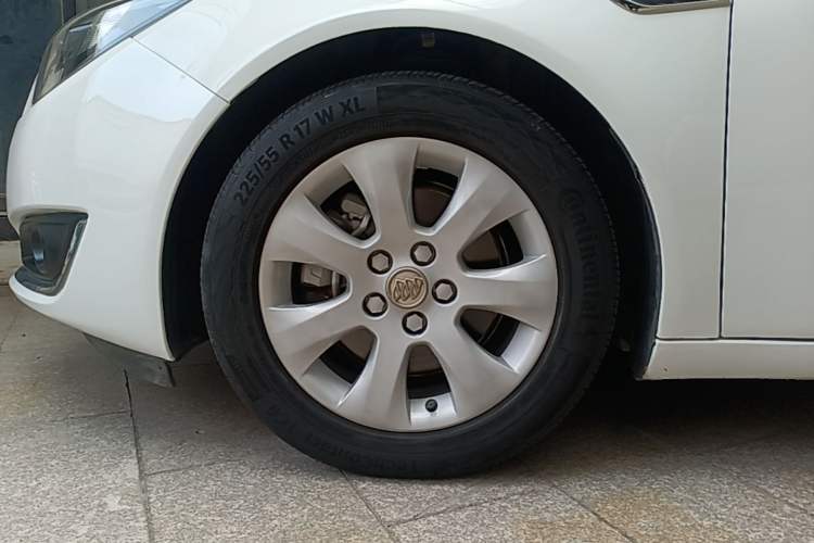 Used Buick Regal 2015 1.6T Elite Tech Model Left Front Wheel Hub