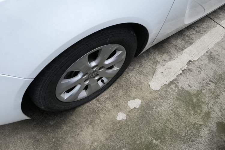 Used Buick Regal 2015 1.6T Elite Tech Model Left Front Wheel Hub