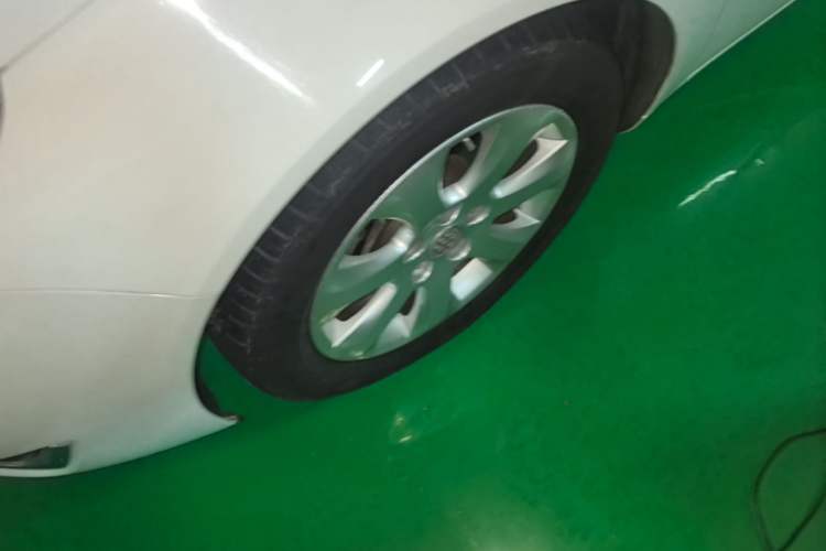 Used Buick Regal 2015 1.6T Leading Technology Model Left Front Wheel Hub