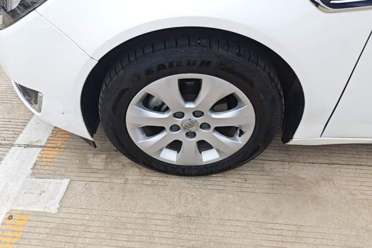 Used Buick Regal 2015 2.0L Leading Fashion Edition Left Front Wheel Hub