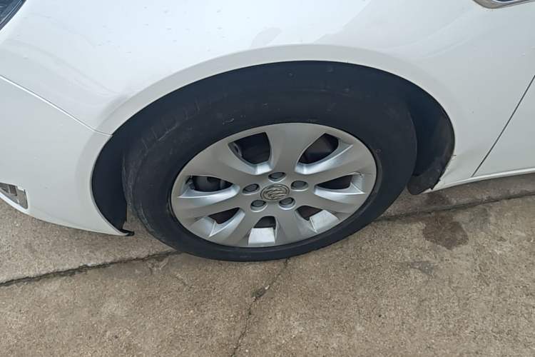 Used Buick Regal 2015 1.6T Leading Technology Model Left Front Wheel Hub