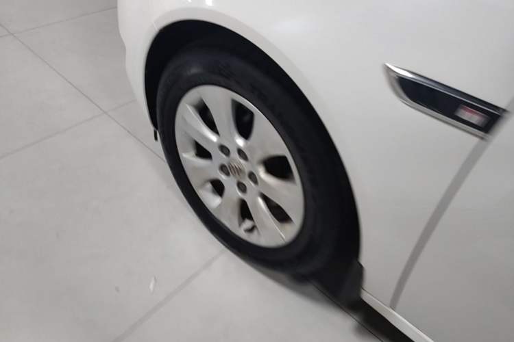 Used Buick Regal 2015 1.6T Elite Tech Model Left Front Wheel Hub