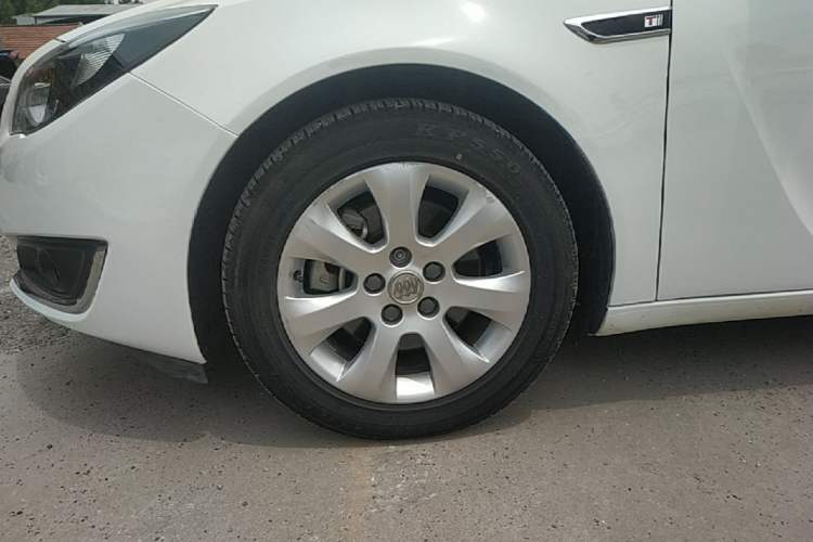 Used Buick Regal 2015 1.6T Elite Tech Model Left Front Wheel Hub