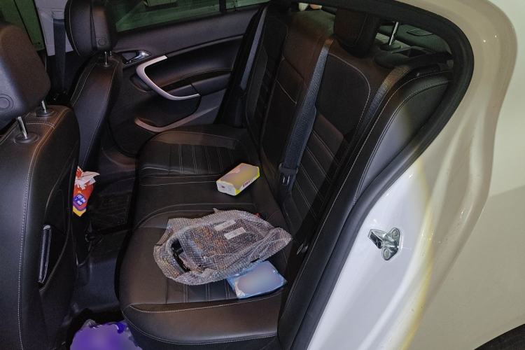 Used Buick Regal 2015 1.6T Elite Tech Model Left Rear Seat