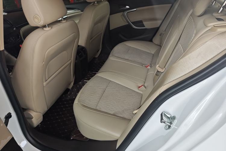 Used Buick Regal 2015 2.0L Leading Fashion Edition Left Rear Seat