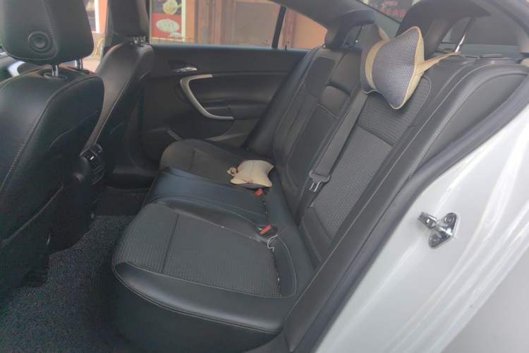 Used Buick Regal 2015 1.6T Leading Technology Model Left Rear Seat