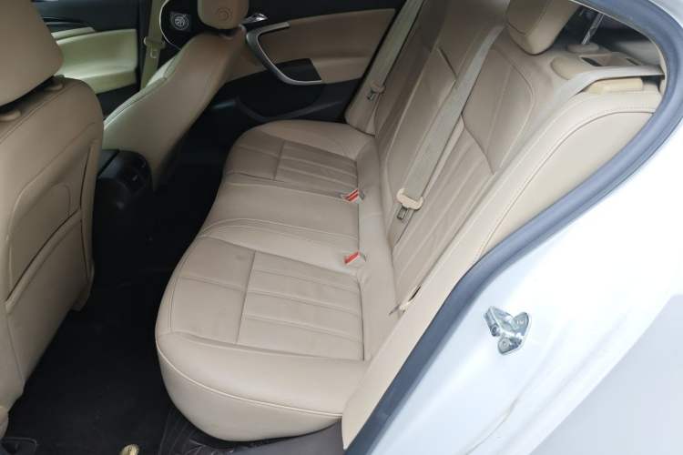 Used Buick Regal 2015 2.0L Elite Fashion Edition Left Rear Seat
