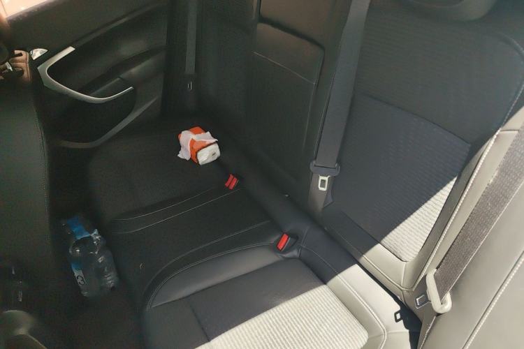 Used Buick Regal 2015 1.6T Leading Technology Model Left Rear Seat